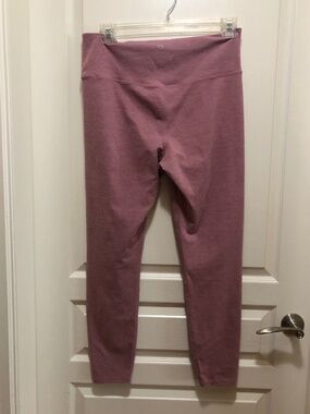 GAP pink women’s Large studio sky high legging